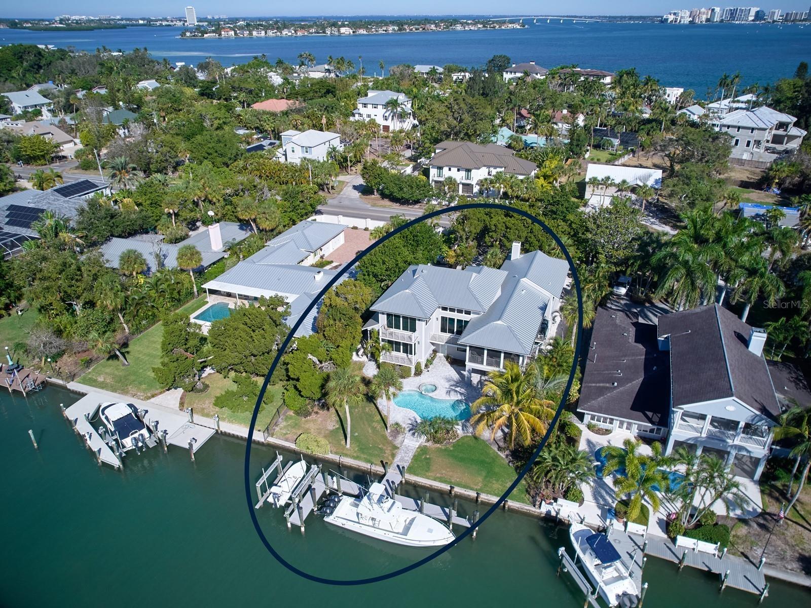 BAY ISLAND SHORES - Residential