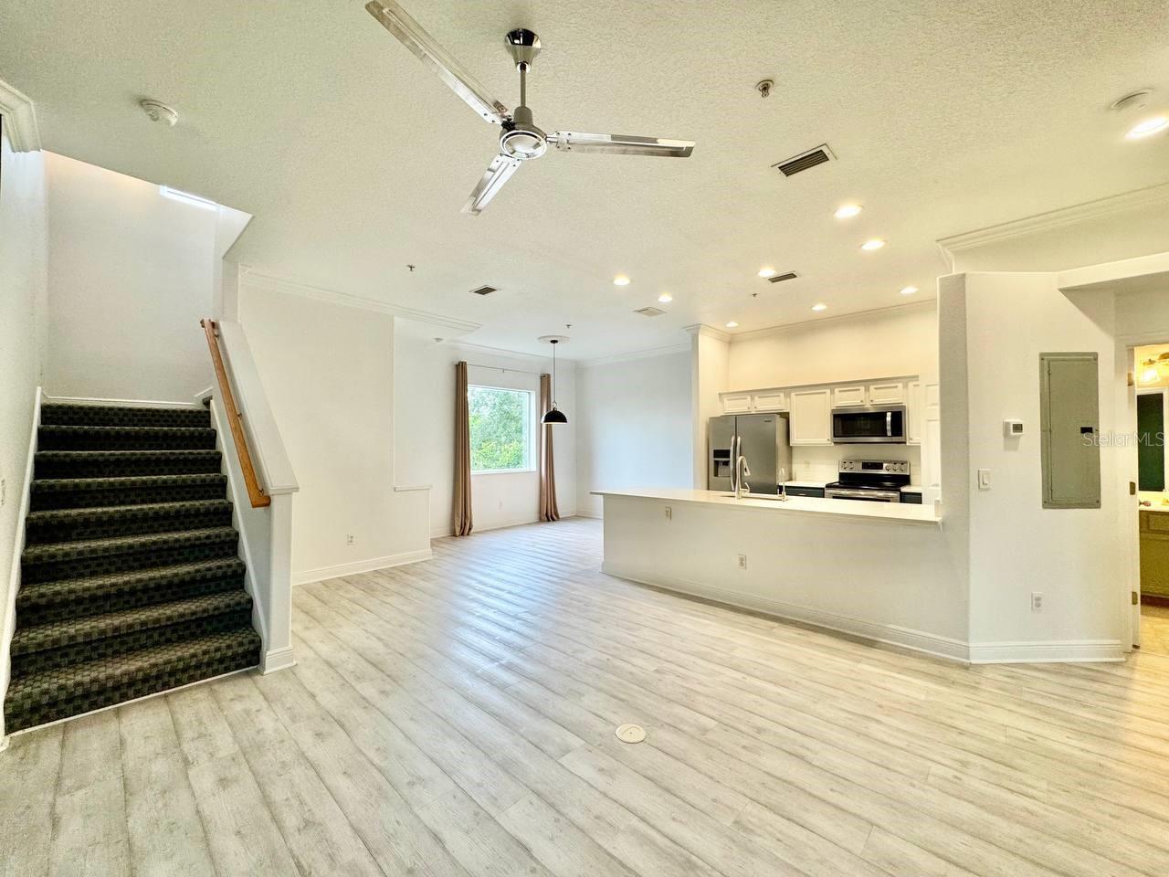 BAYOU VILLAGE - Residential Lease