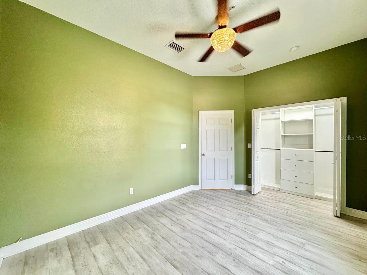 BAYOU VILLAGE - Residential Lease