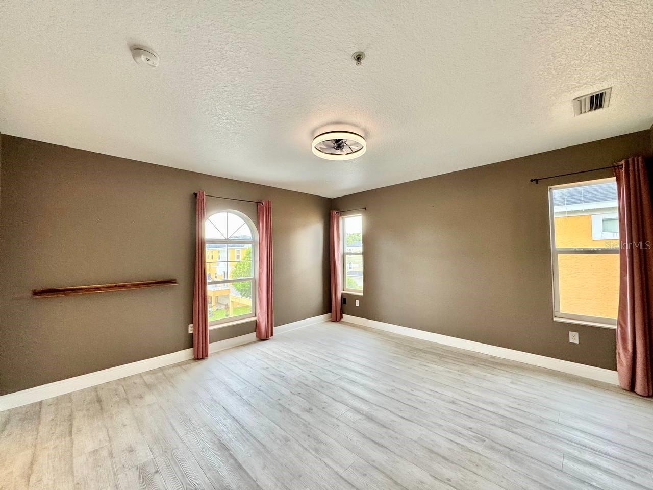 BAYOU VILLAGE - Residential Lease