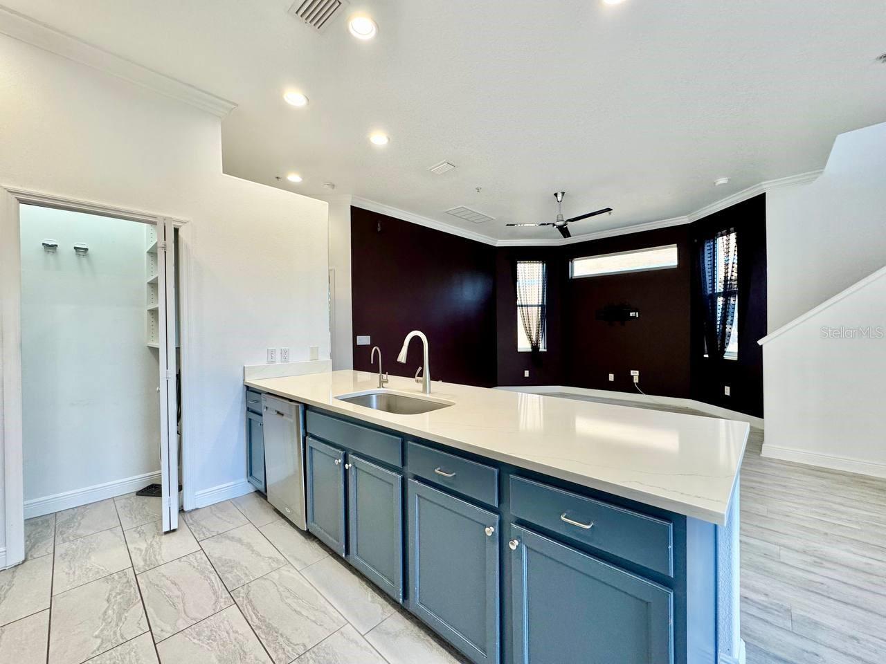 BAYOU VILLAGE - Residential Lease