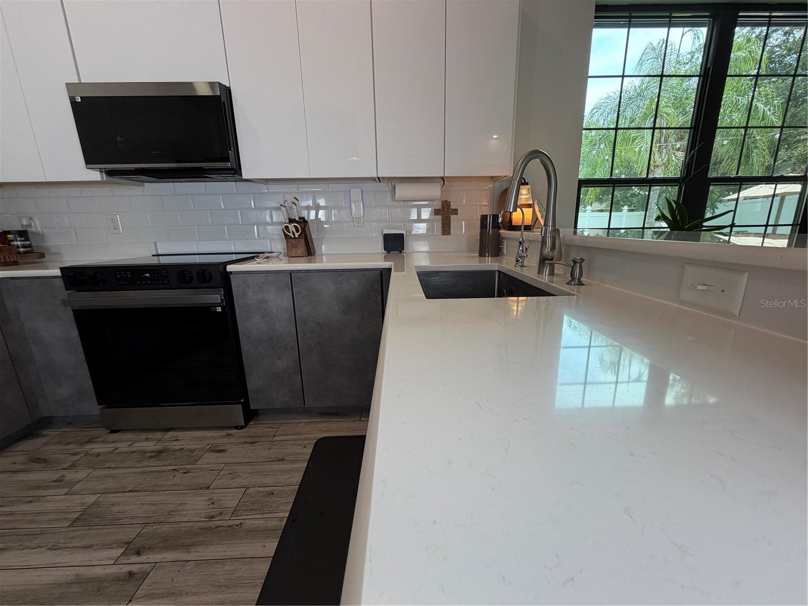 CHERRY RDG - Residential Lease