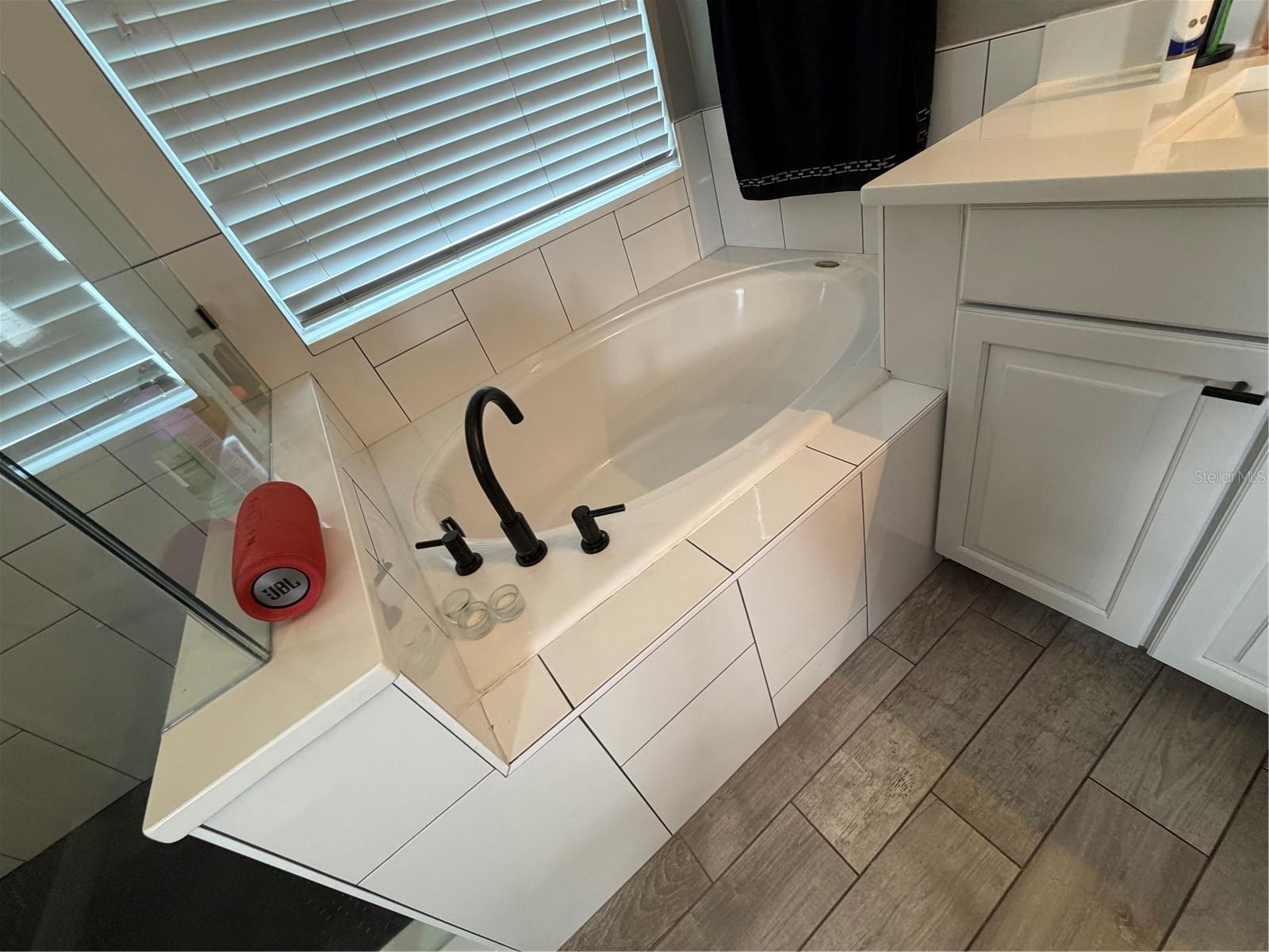 CHERRY RDG - Residential Lease