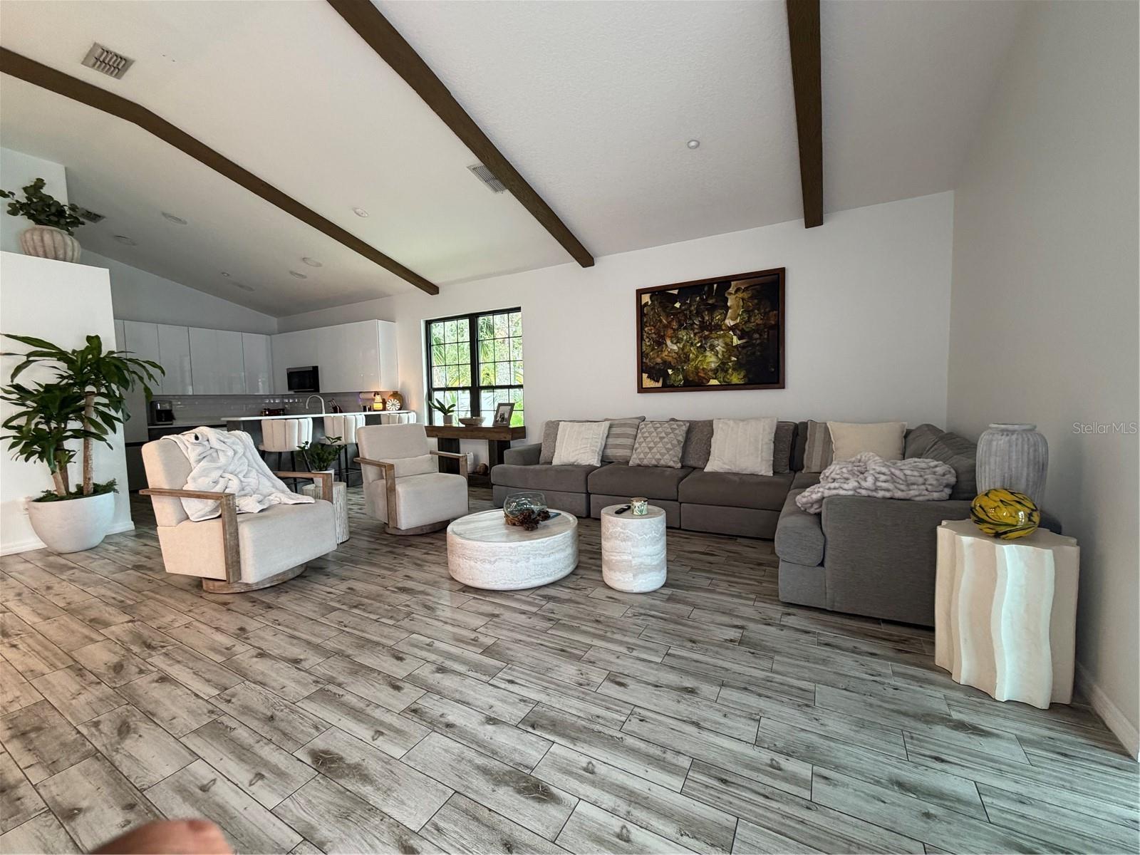 CHERRY RDG - Residential Lease