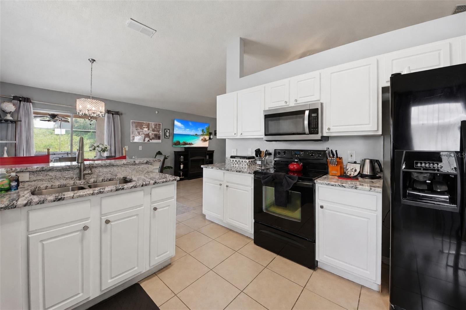 INDIAN RIDGE VILLAS PH 4 - Residential