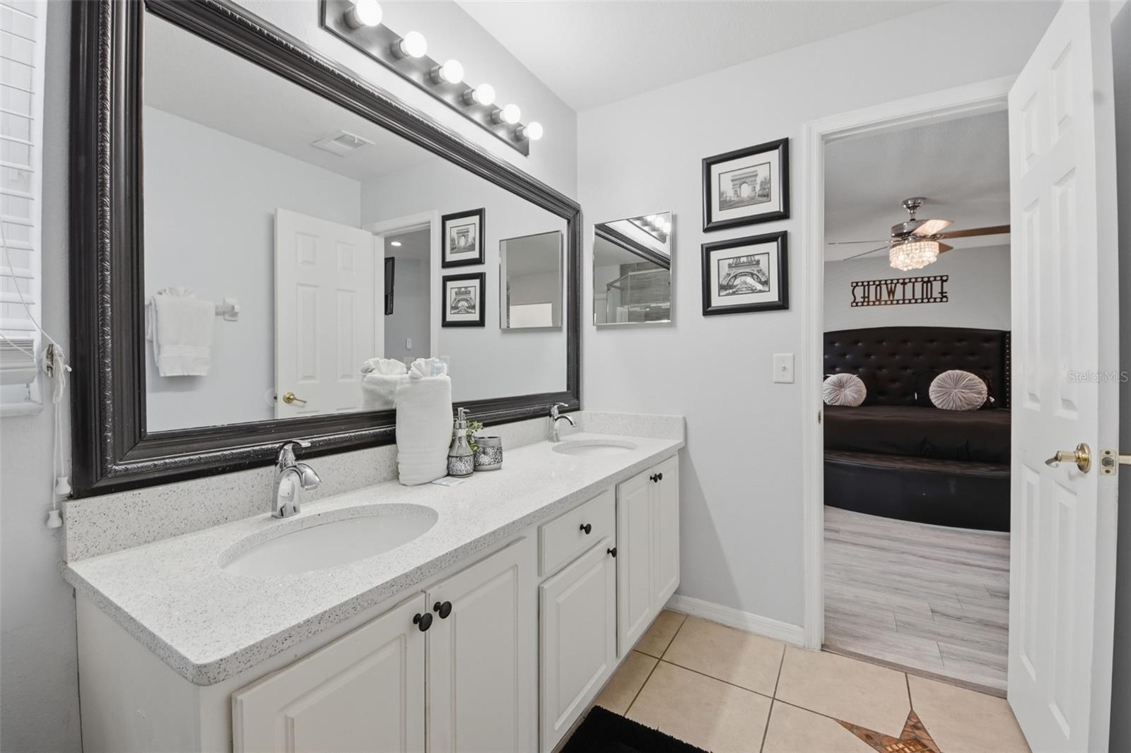 INDIAN RIDGE VILLAS PH 4 - Residential