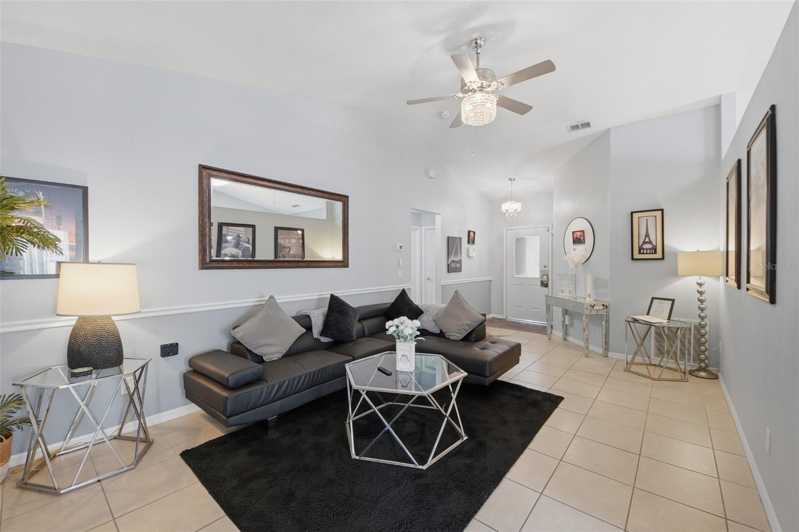 INDIAN RIDGE VILLAS PH 4 - Residential
