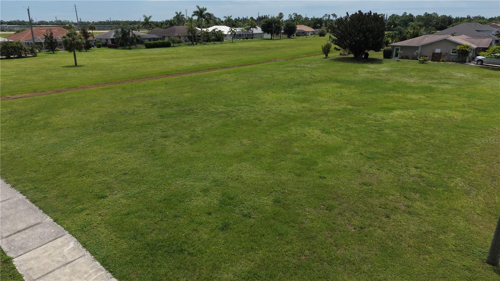 PUNTA CORDA ISLES SEC 18 - Land