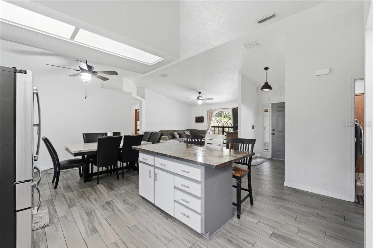 OAKWOOD ESTATES SUB - Residential