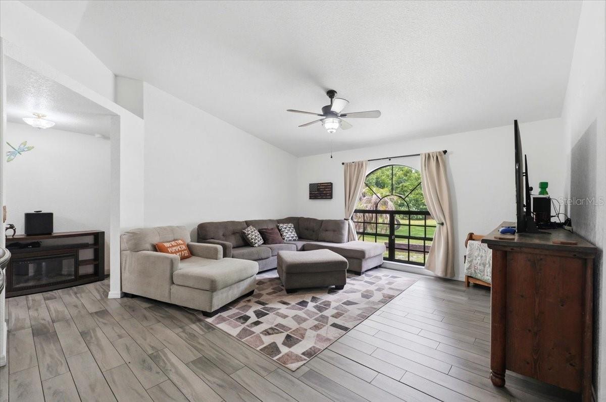 OAKWOOD ESTATES SUB - Residential