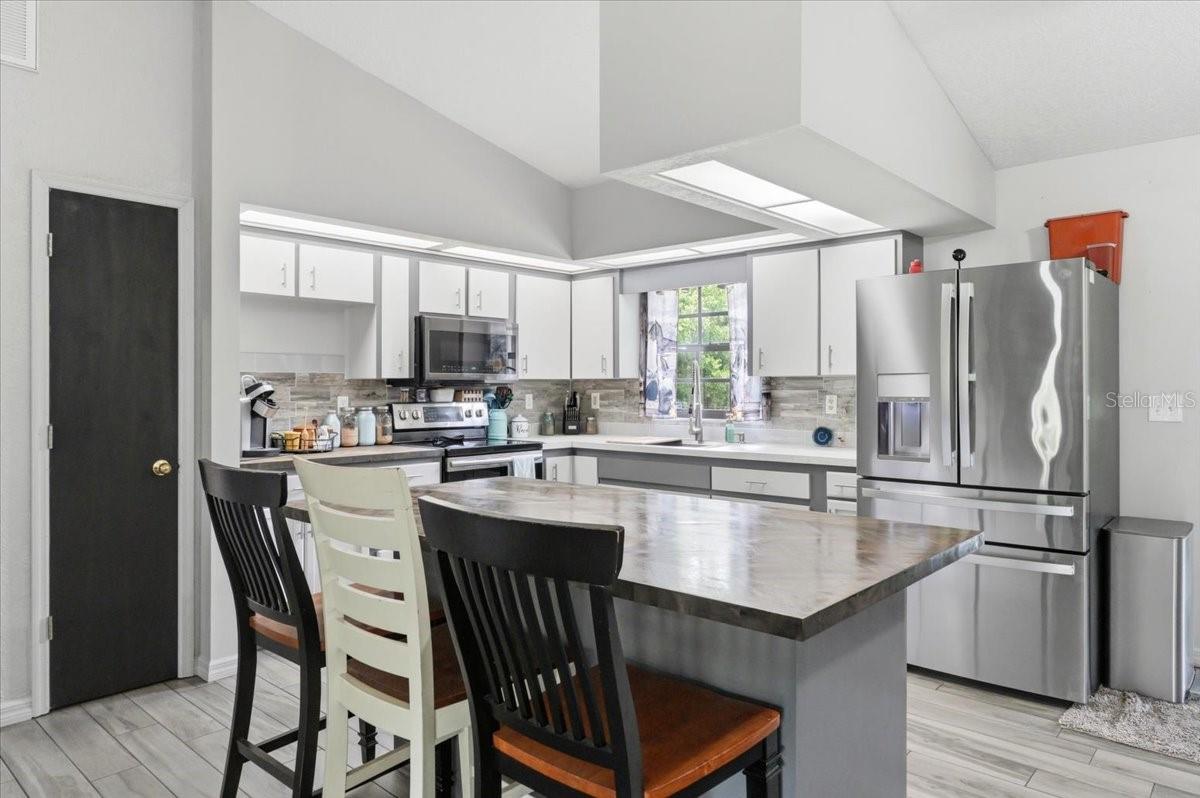 OAKWOOD ESTATES SUB - Residential