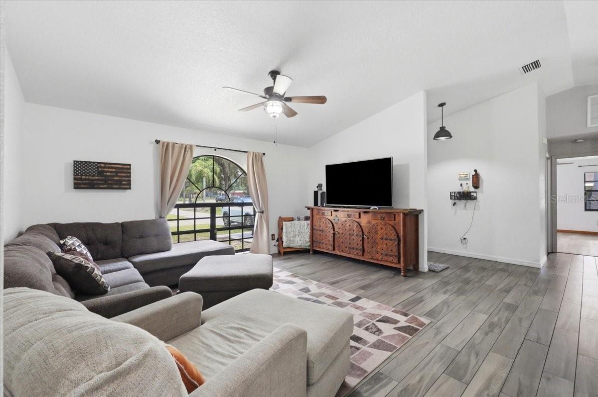 OAKWOOD ESTATES SUB - Residential
