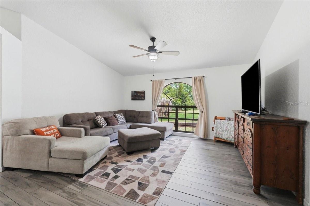 OAKWOOD ESTATES SUB - Residential