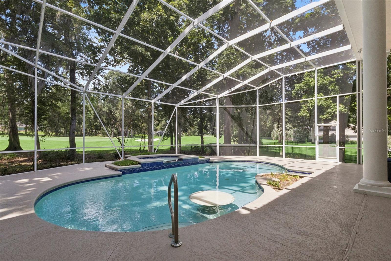 COUNTRY CLUB/OCALA UN 01 - Residential