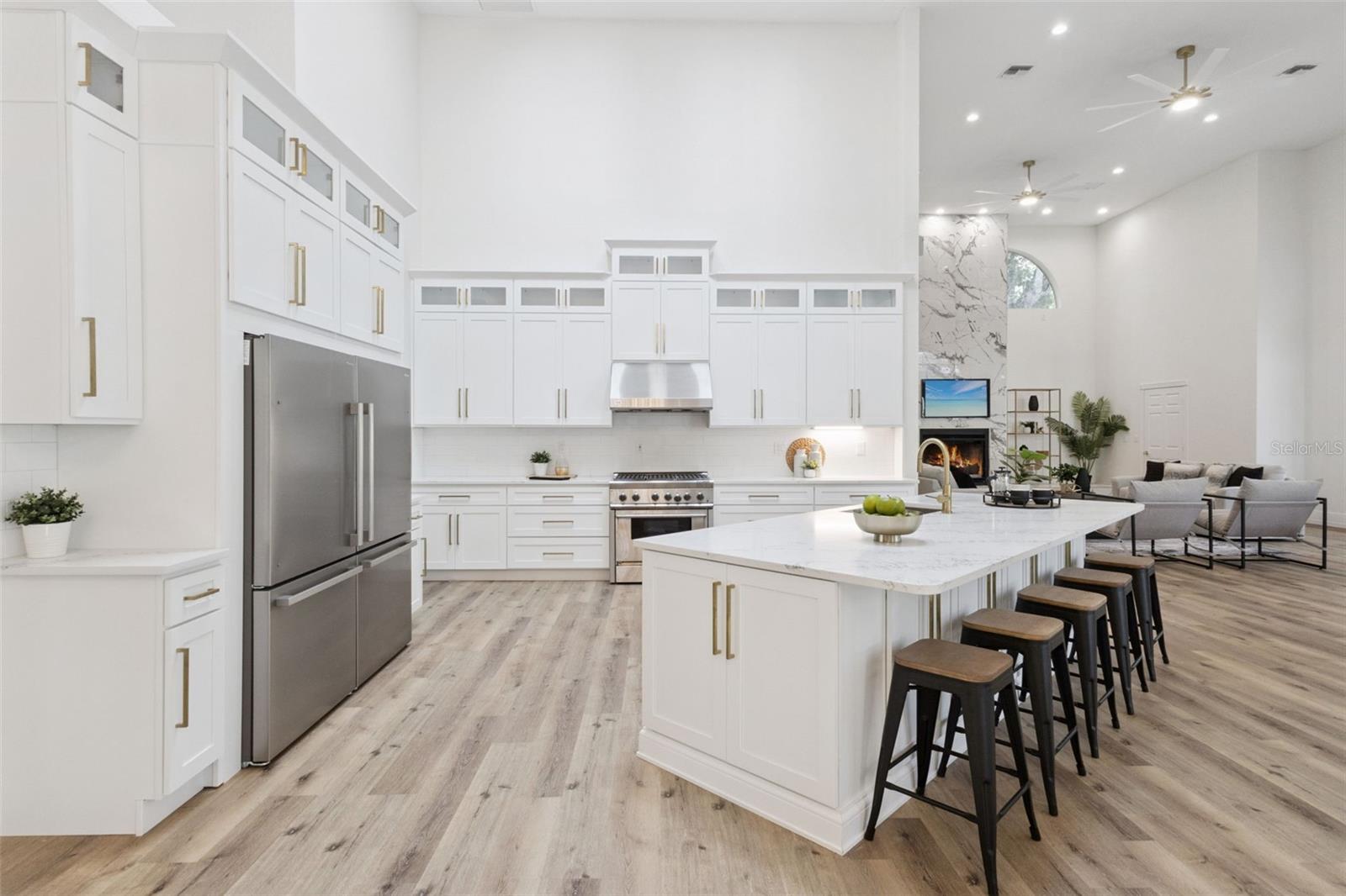COUNTRY CLUB/OCALA UN 01 - Residential