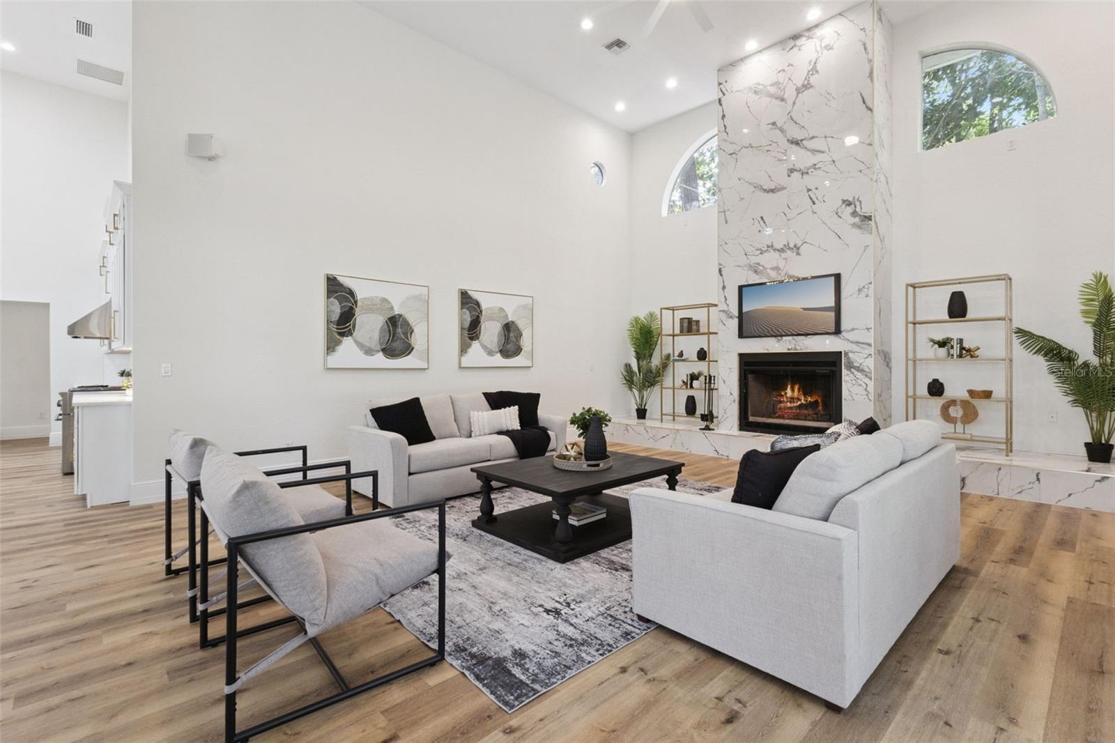 COUNTRY CLUB/OCALA UN 01 - Residential