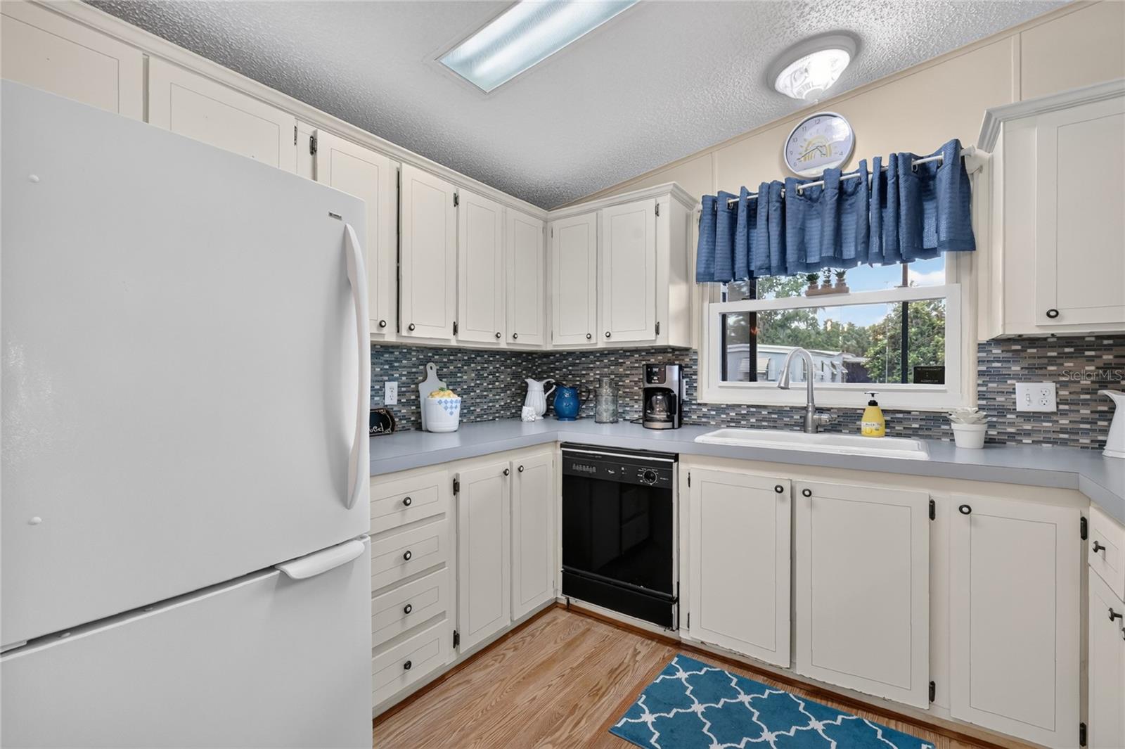 BONFIRE MOBILE HOME VILLAGE SUB - Residential
