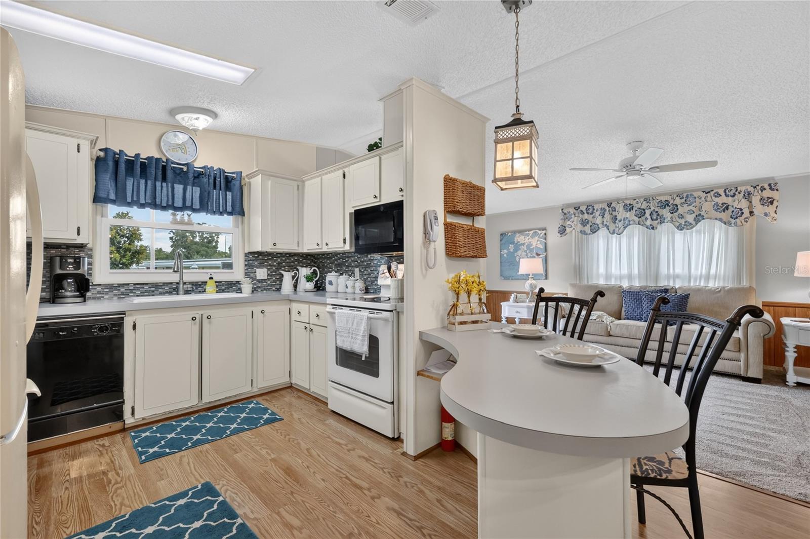 BONFIRE MOBILE HOME VILLAGE SUB - Residential