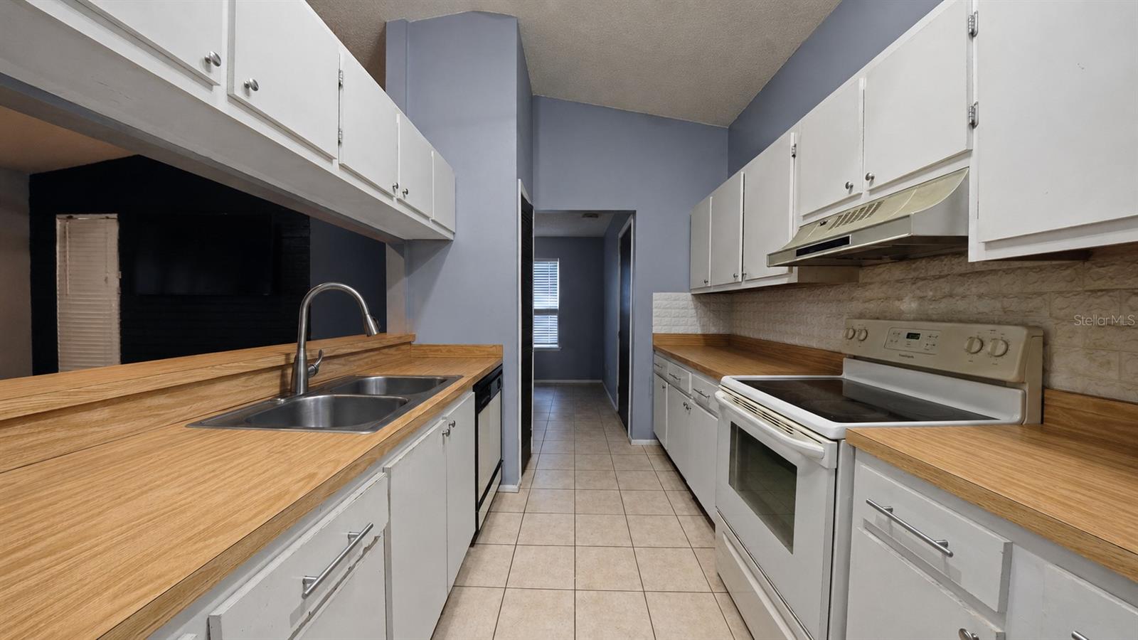 HUCKLEBERRY FIELDS TR N1A UNIT 01 - Residential