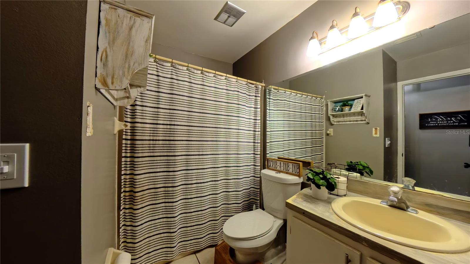 HUCKLEBERRY FIELDS TR N1A UNIT 01 - Residential