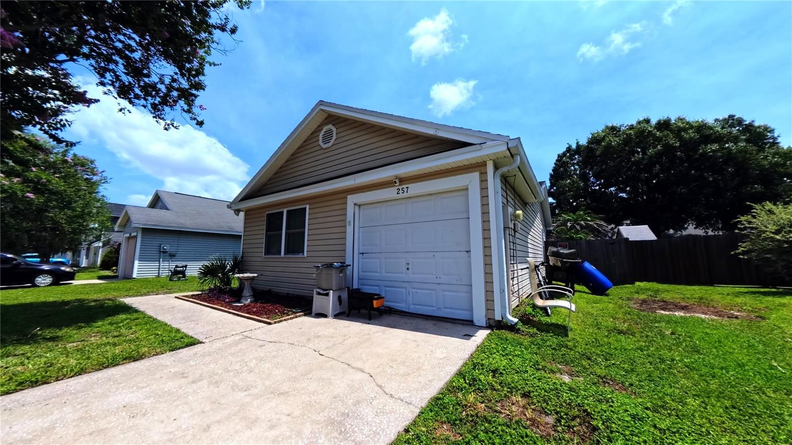 HUCKLEBERRY FIELDS TR N1A UNIT 01 - Residential