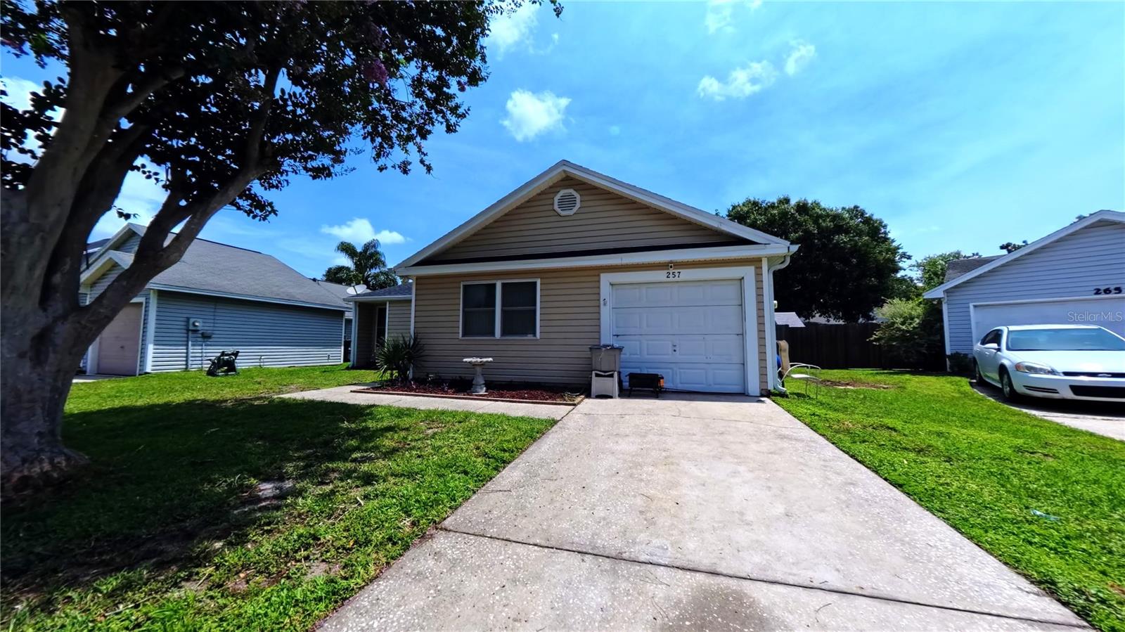 HUCKLEBERRY FIELDS TR N1A UNIT 01 - Residential