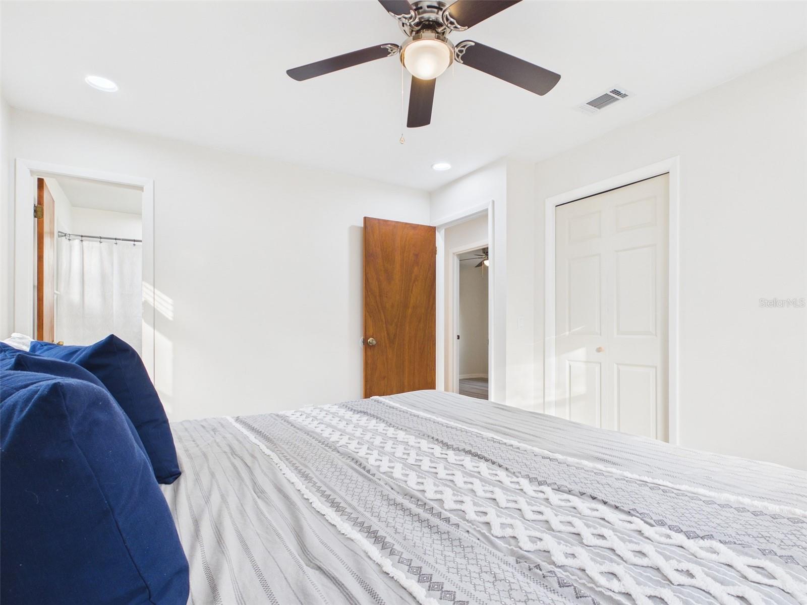 HIBISCUS PARK 02 - Residential Lease