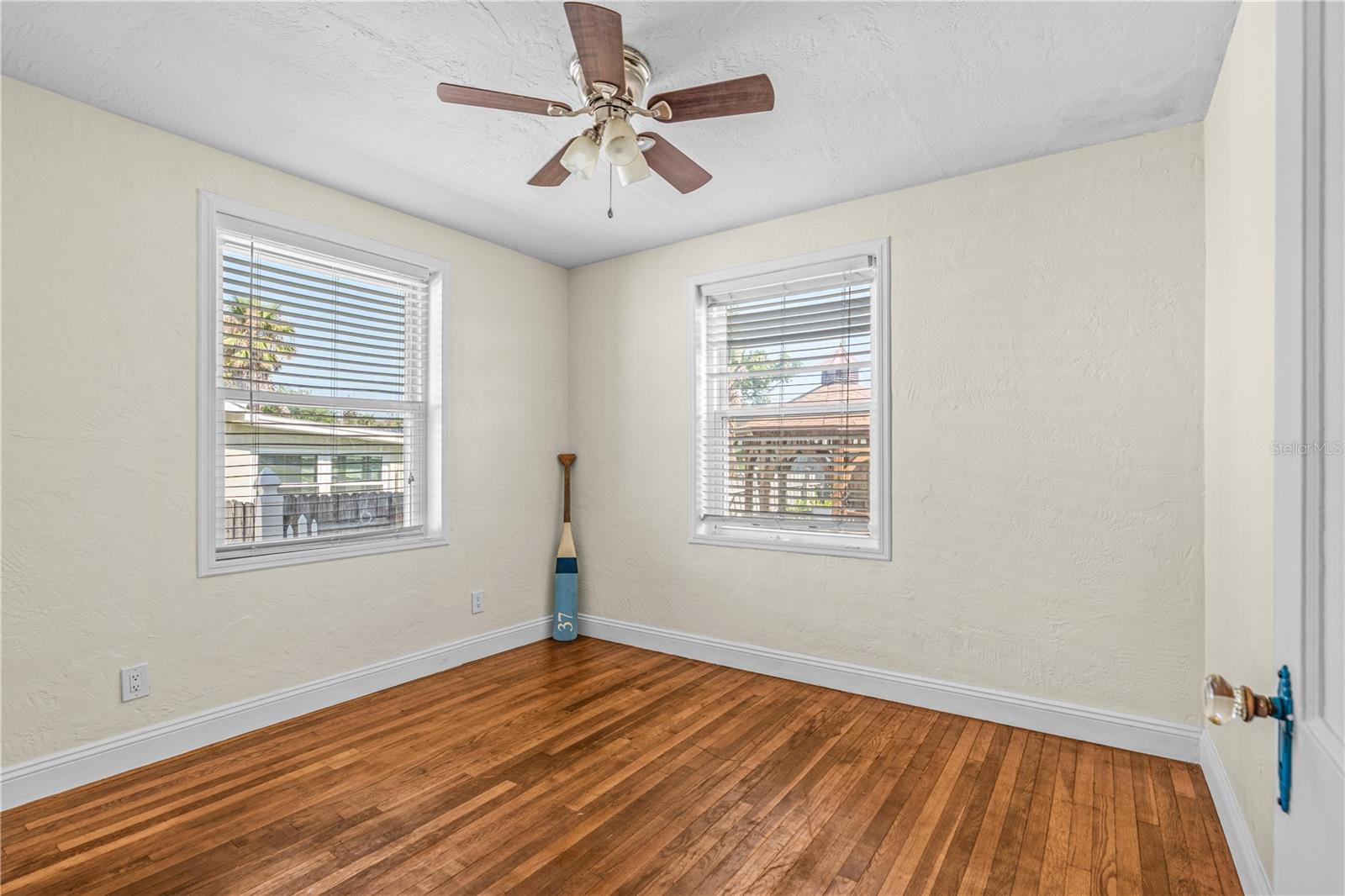 ROSALYN PARK 02 - Residential