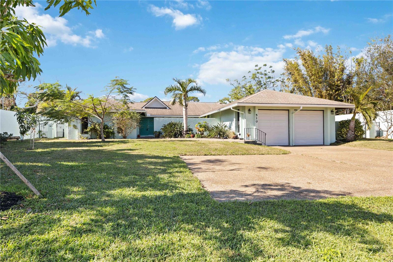 SHERWOOD ESTATES - Residential
