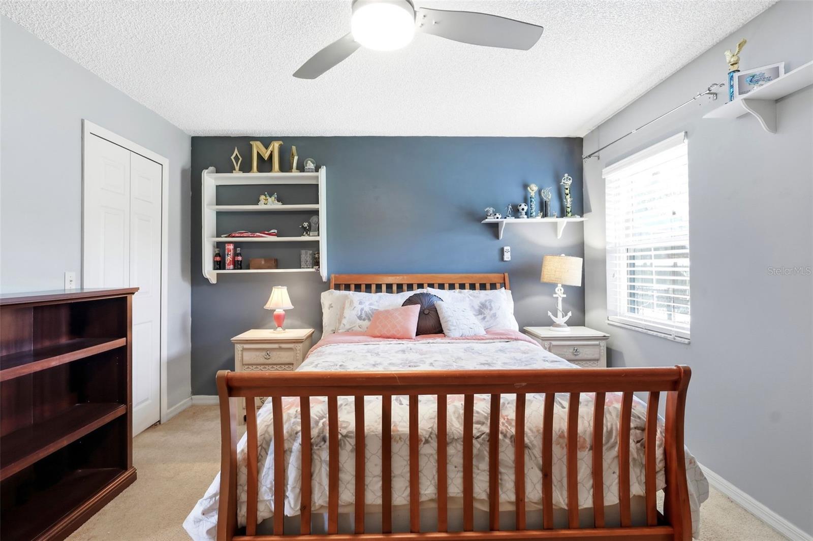 LAKE HARRIS SHORES - Residential