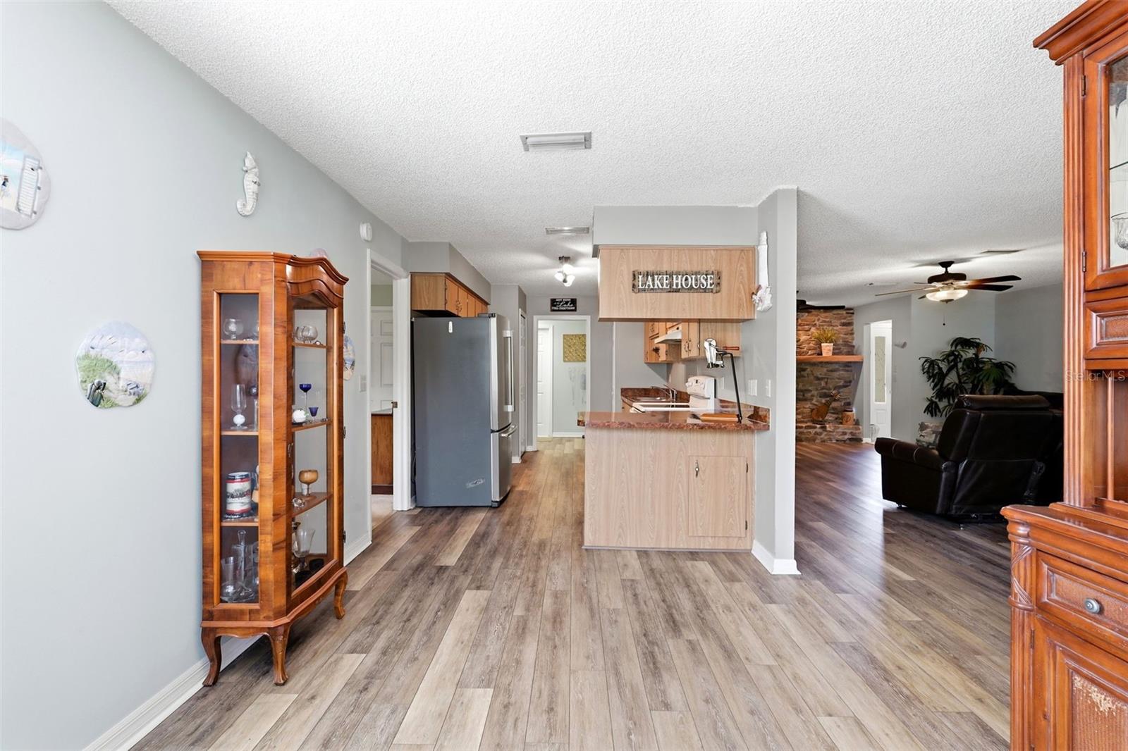 LAKE HARRIS SHORES - Residential