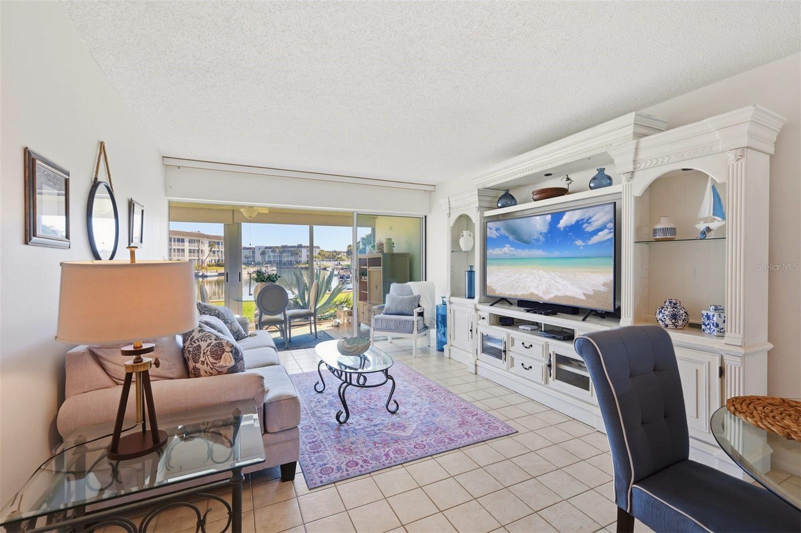 LONGBOAT HARBOUR - Residential