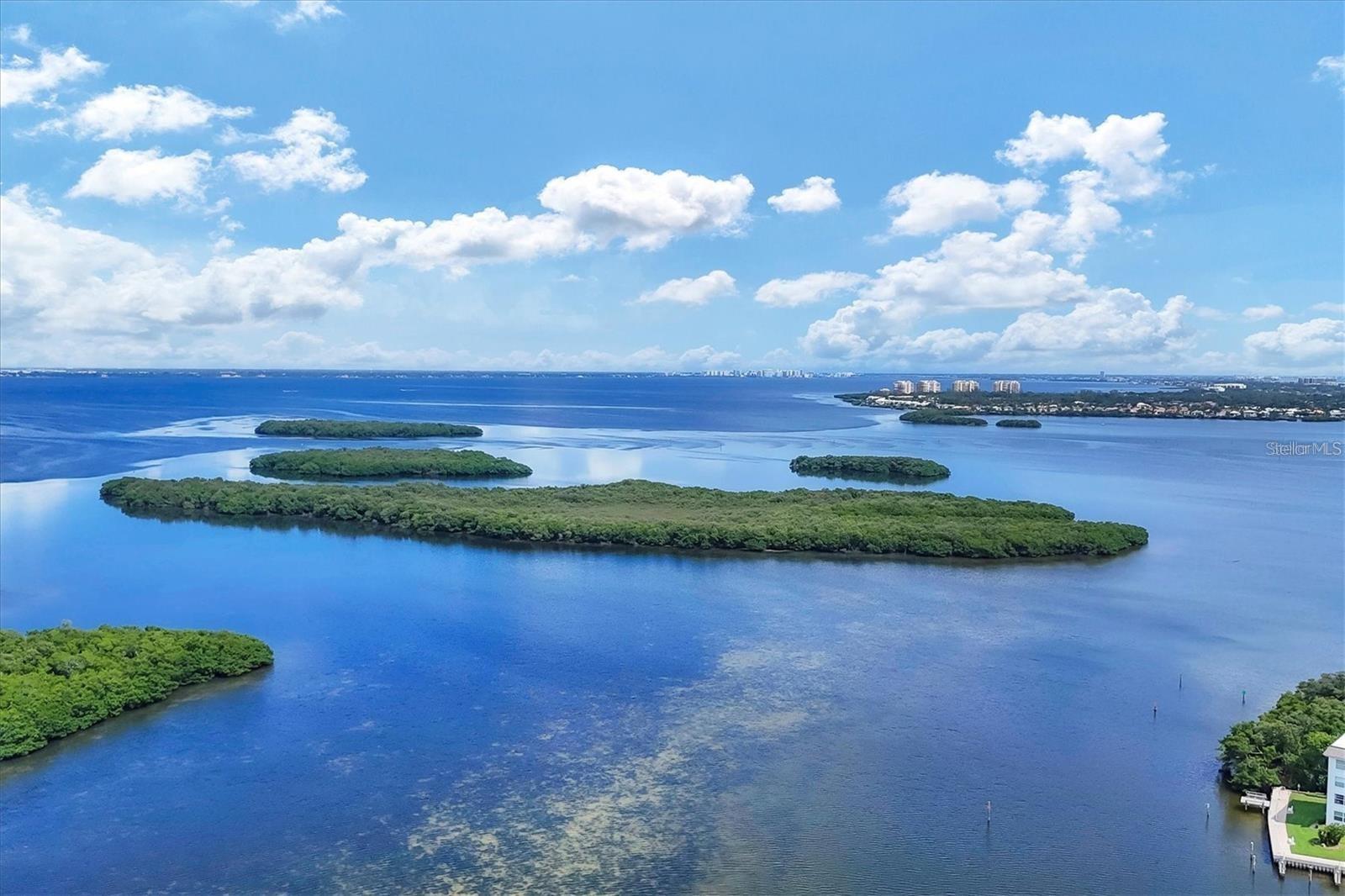LONGBOAT HARBOUR - Residential