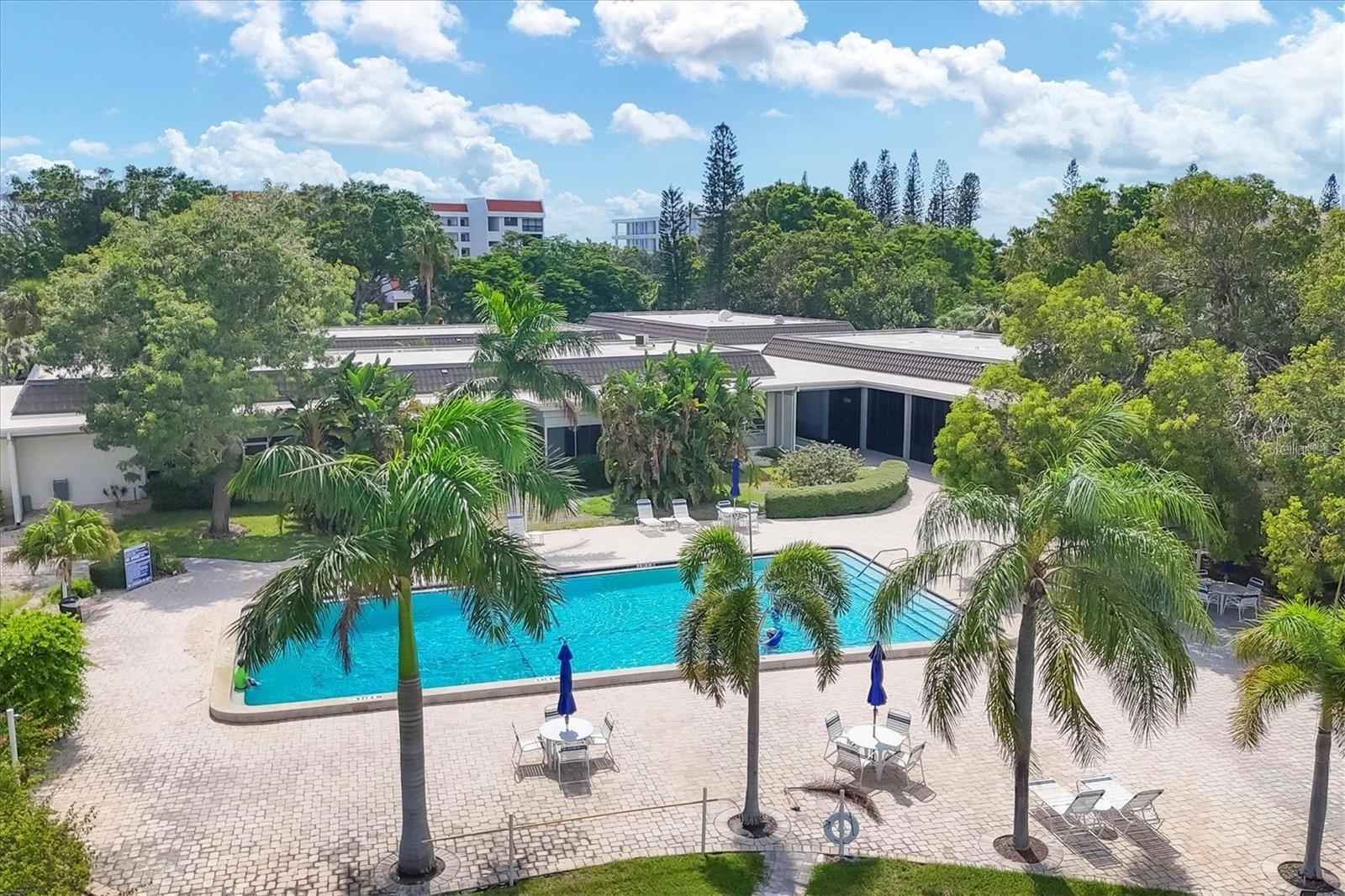 LONGBOAT HARBOUR - Residential