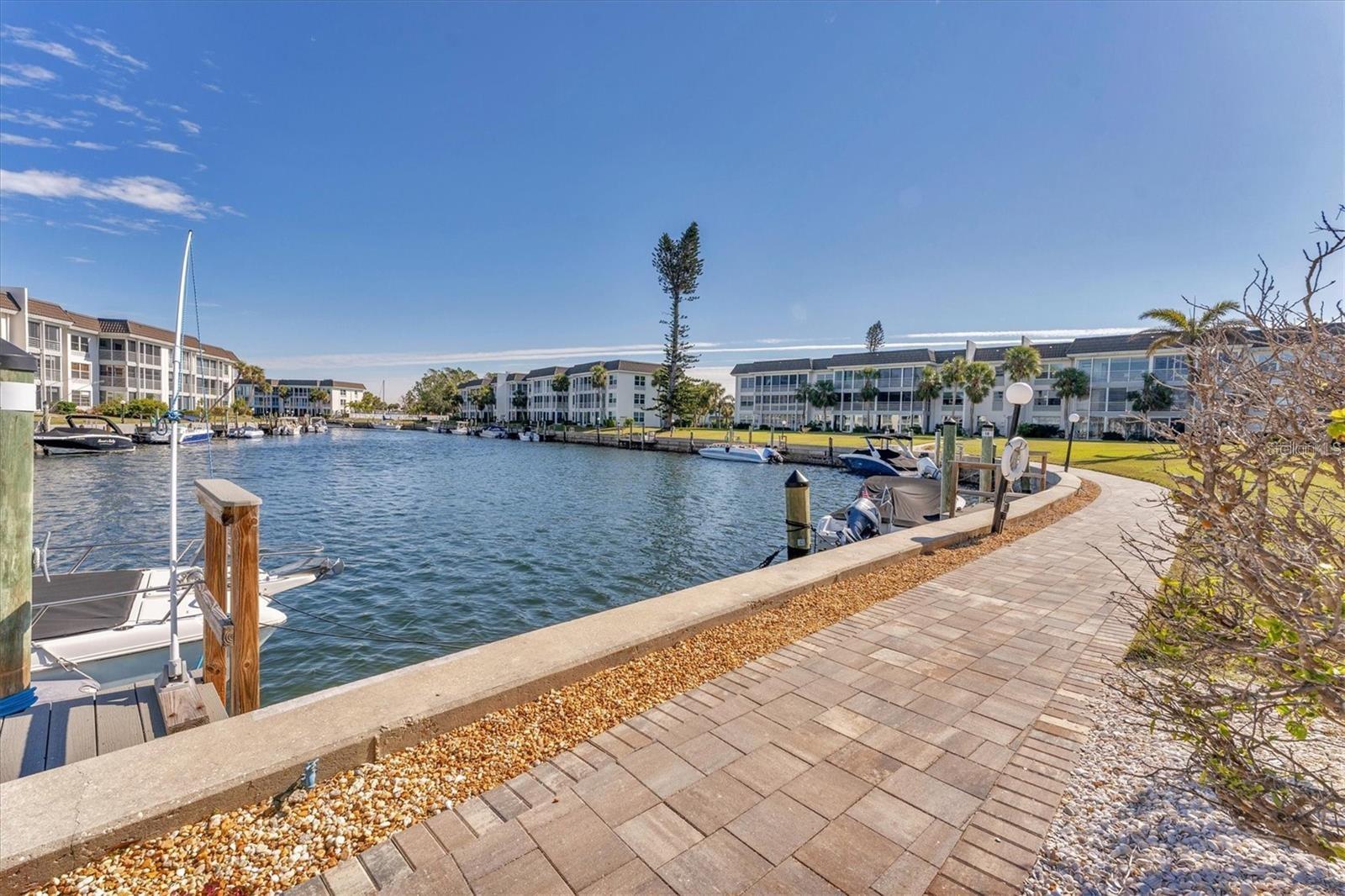 LONGBOAT HARBOUR - Residential