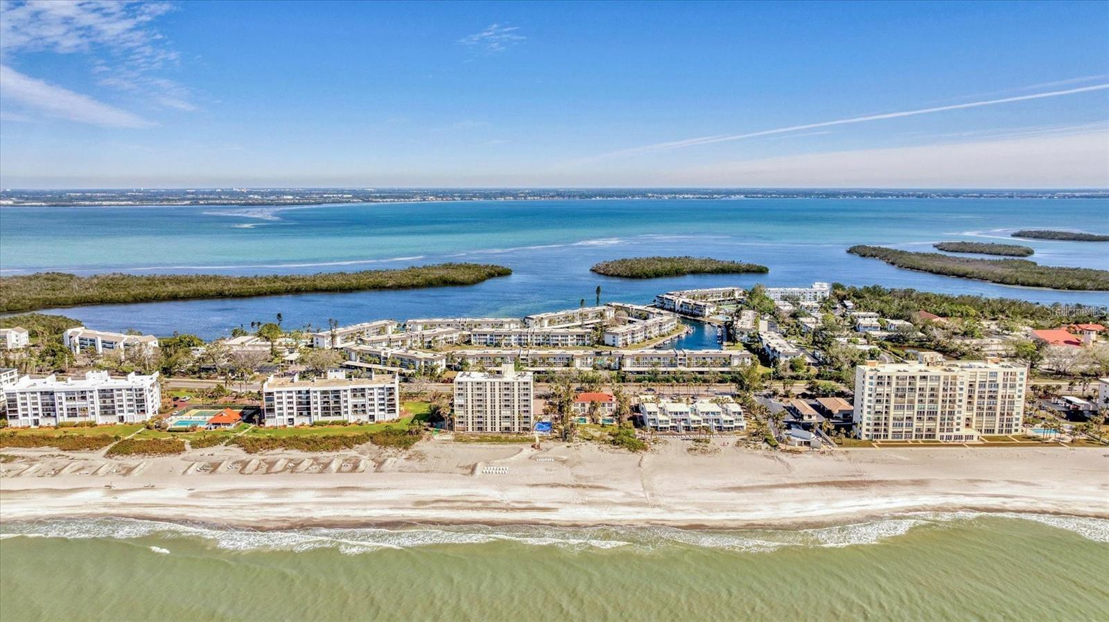 LONGBOAT HARBOUR - Residential