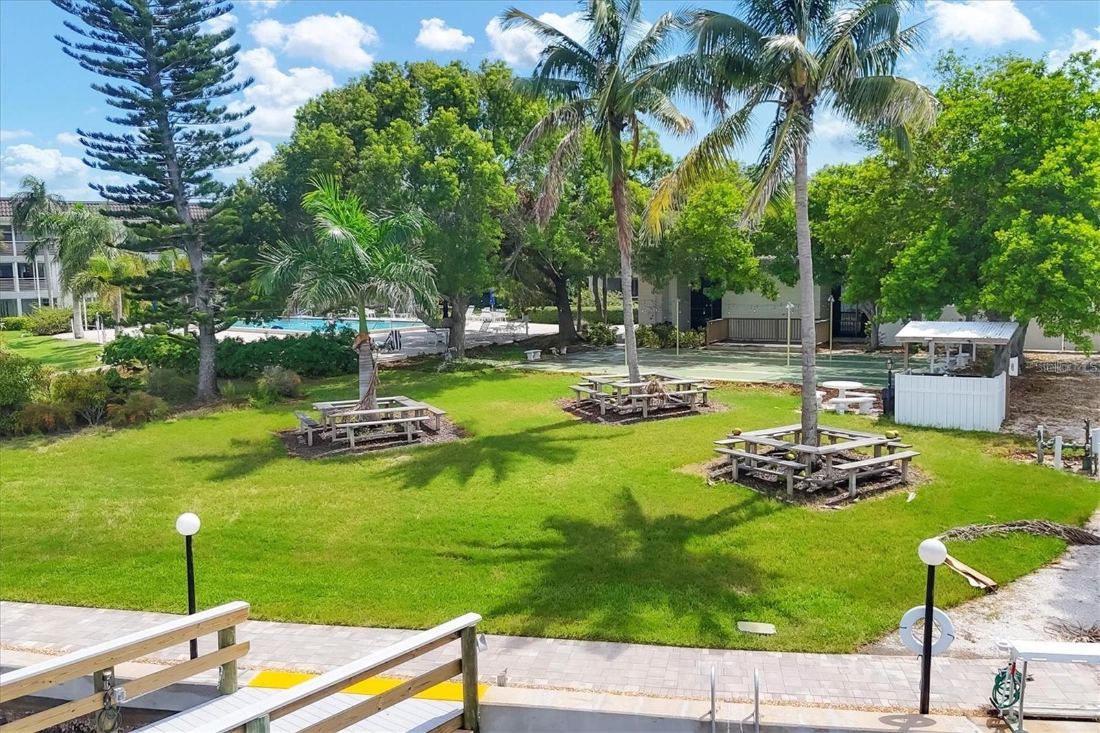 LONGBOAT HARBOUR - Residential