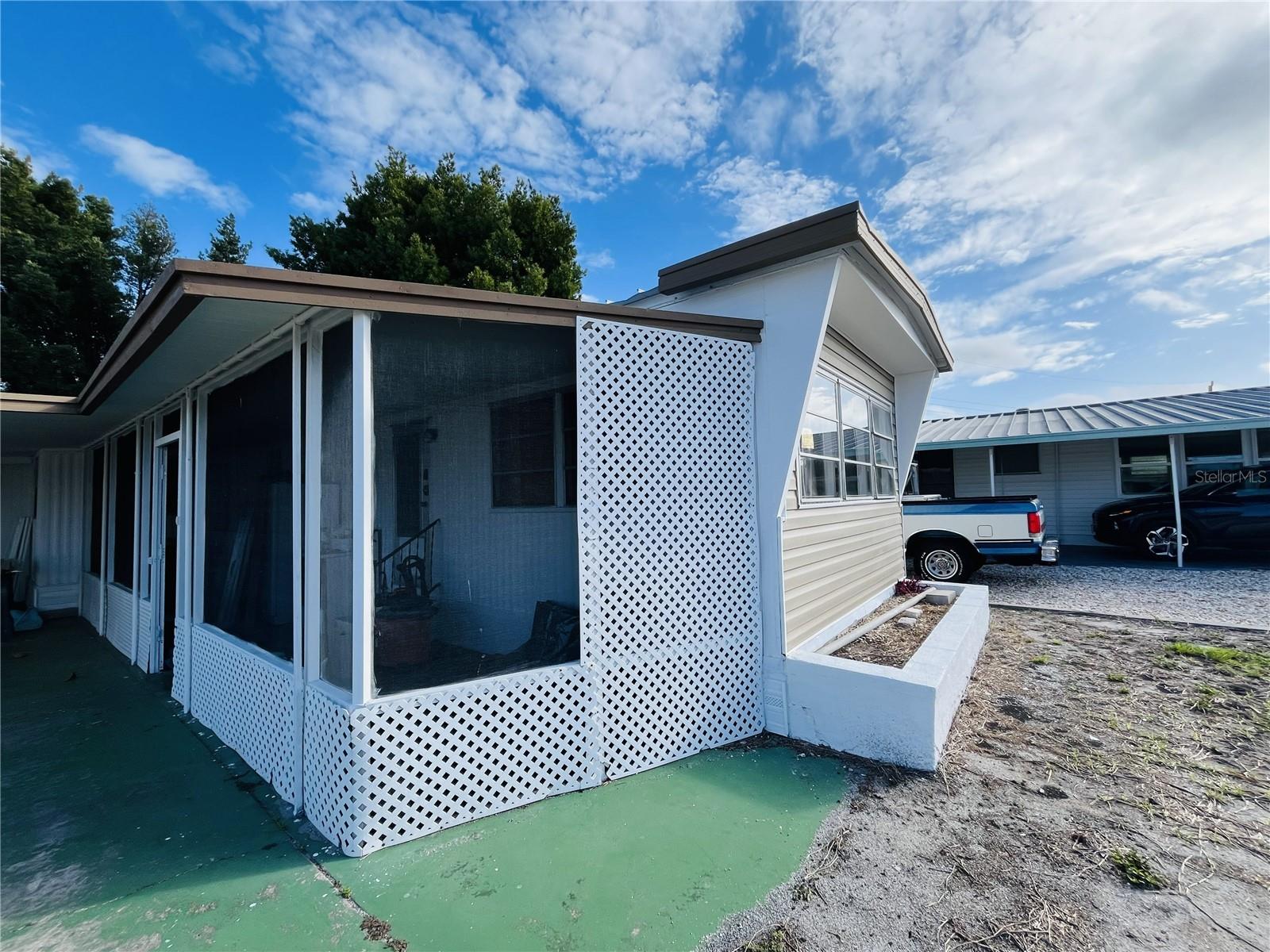 TRAILER ESTATES - Residential