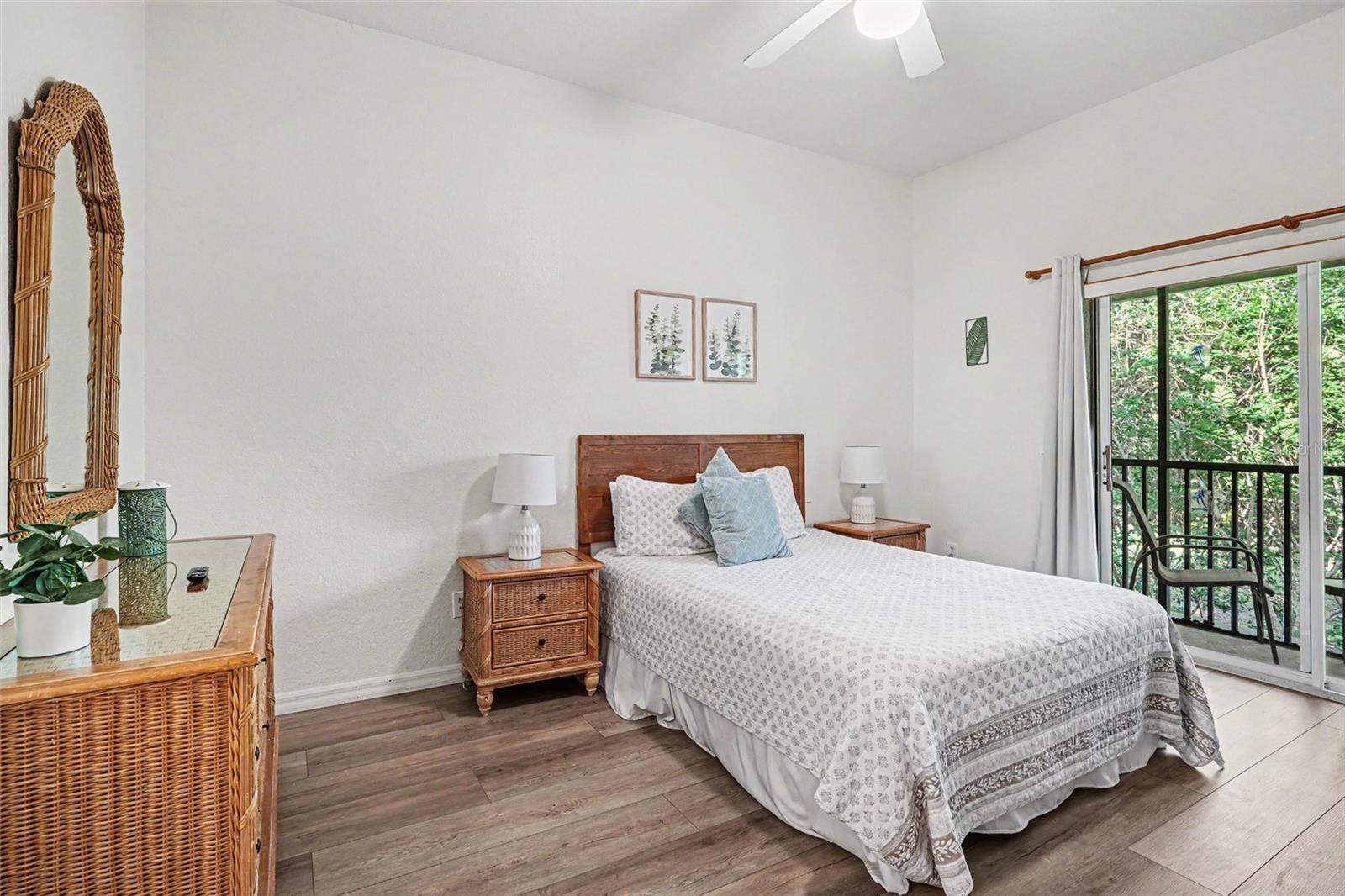 BAHAMA BAY - Residential