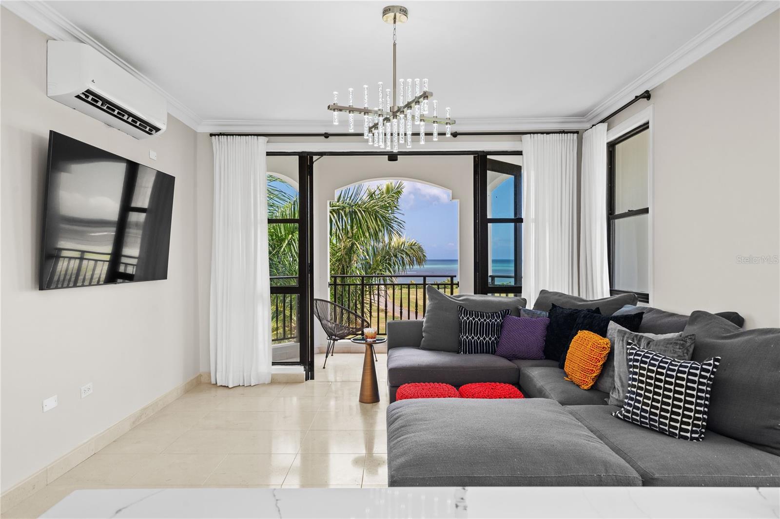GRAND RESERVE COUNTRY CLUB RESIDENCES - Residential