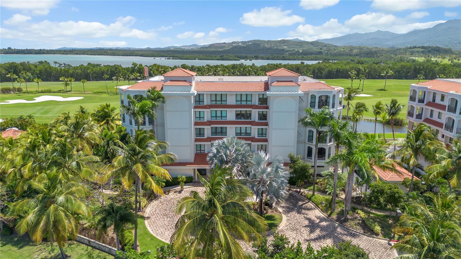 GRAND RESERVE COUNTRY CLUB RESIDENCES - Residential