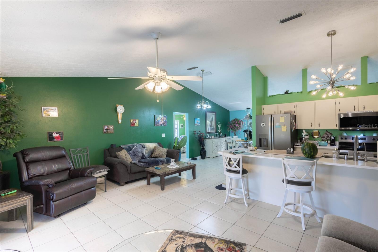 AVON PARK LAKES - Residential