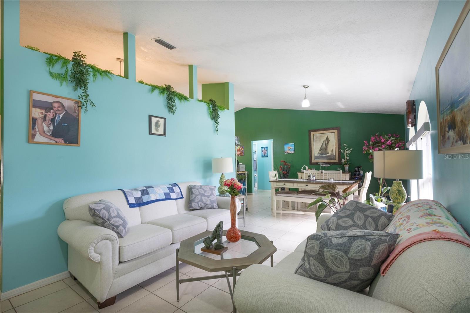 AVON PARK LAKES - Residential