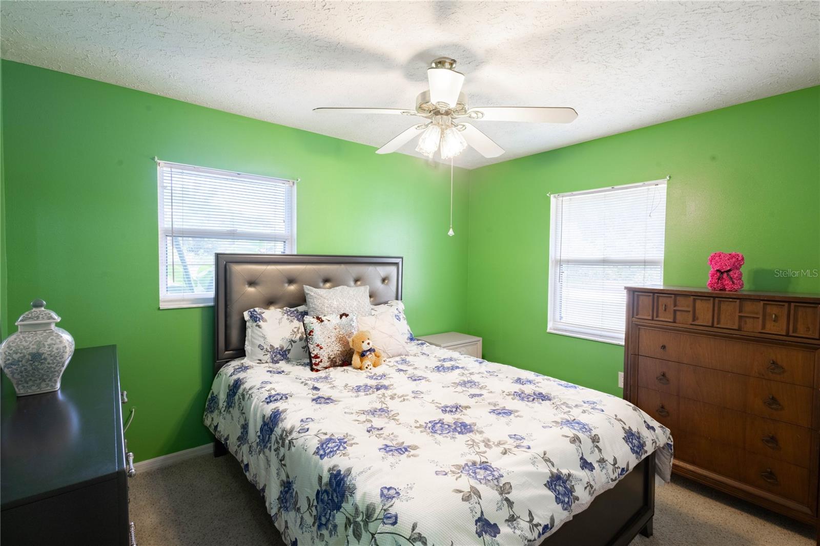 AVON PARK LAKES - Residential