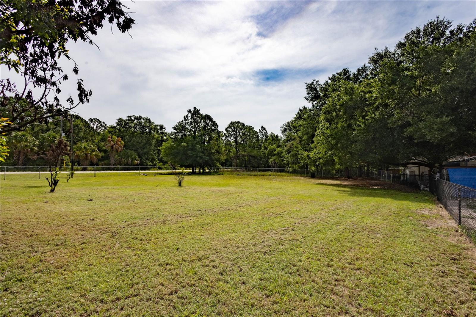 AVON PARK LAKES - Residential