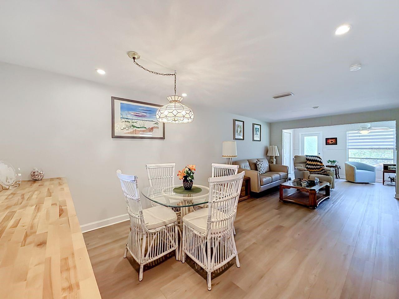 GARDENS BEACON SQUARE - Residential
