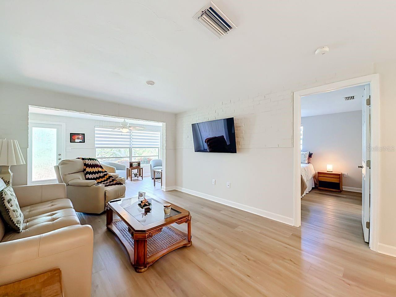 GARDENS BEACON SQUARE - Residential