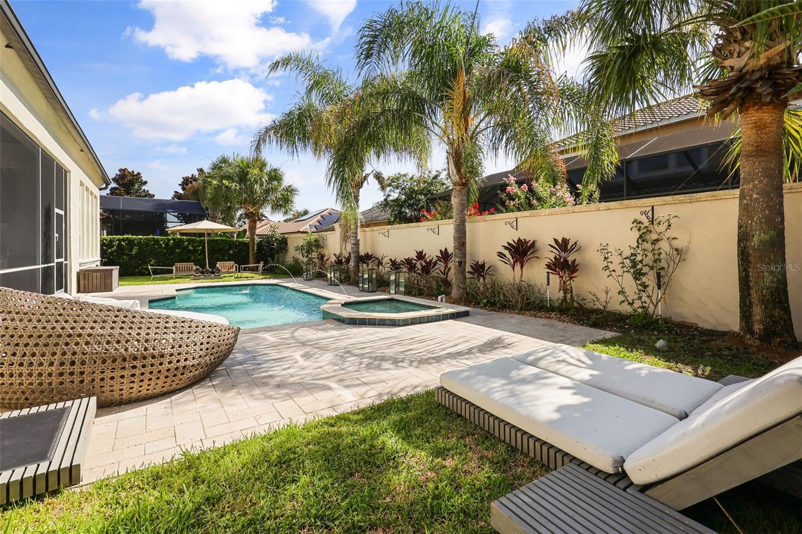 CASA DEL LAGO-REPLAT - Residential