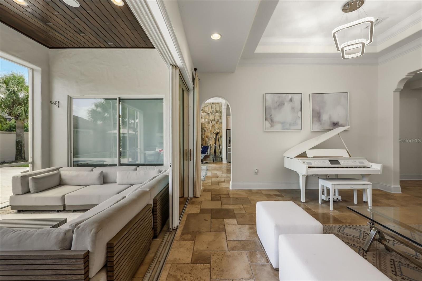 CASA DEL LAGO-REPLAT - Residential