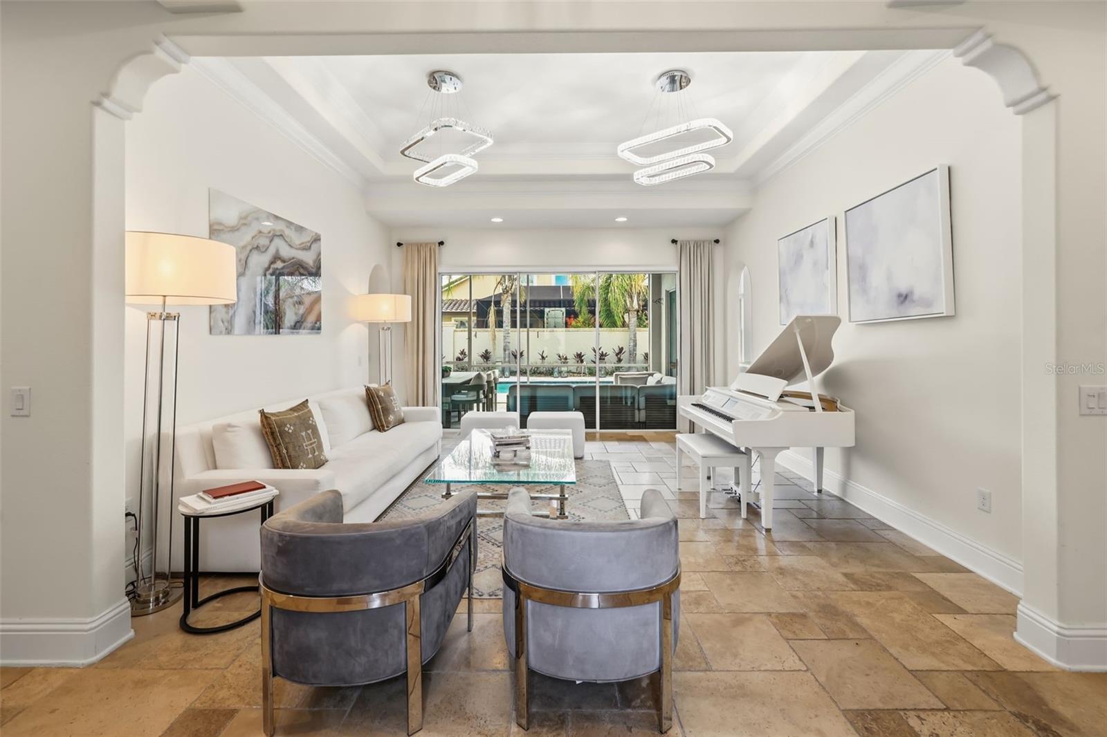 CASA DEL LAGO-REPLAT - Residential